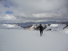 snæviþaktar heiðar - gönguskíðamaður