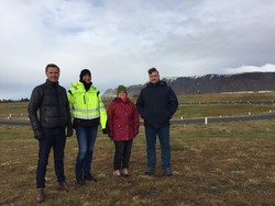 Fulltrúar Árborgar og Veðurstofunnar í vettvangsferð á Selfossi í morgun þar sem skoðaðar voru mögulegar staðsetningar veðurstöðvarinnar. Frá vinstri: Jón Tryggvi Guðmundsson, framkvæmda- og veitustjó