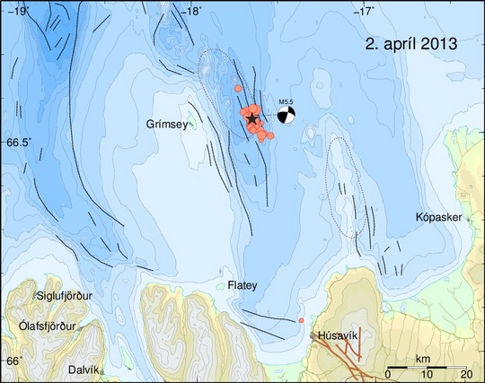 Jarðskjálfti austur af Grímsey