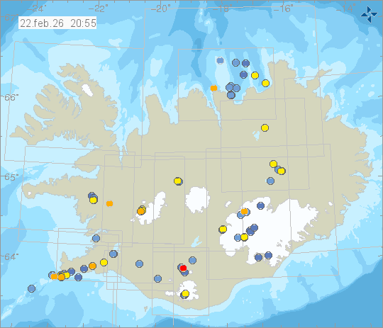 Kort með staðsetningum jarðskjálfta